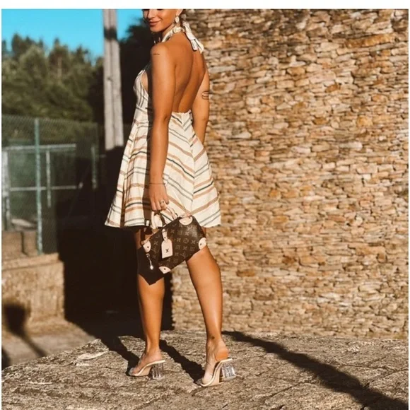 ZARA linen blend halter summer dress. Large - Picture 3 of 8